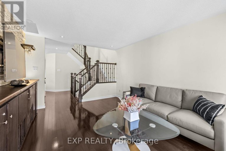 29660875/500-langelier-avenue/mer-bleuebradley-estatesanderson-park/ottawa/ontario/K1W0E9_11