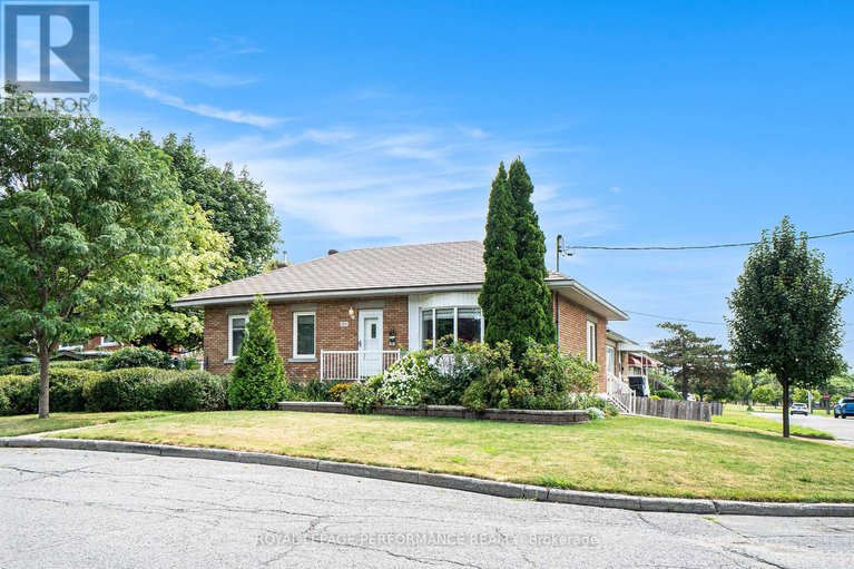 28733726/383-maria-goretti-circle/vanier/ottawa/ontario/K1L6S3_3