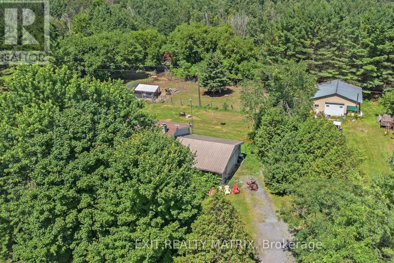 28633840/21111-concession-rd-8-road/south-glengarry-lancaster-twp/south-glengarry/ontario/K0C1L0_25