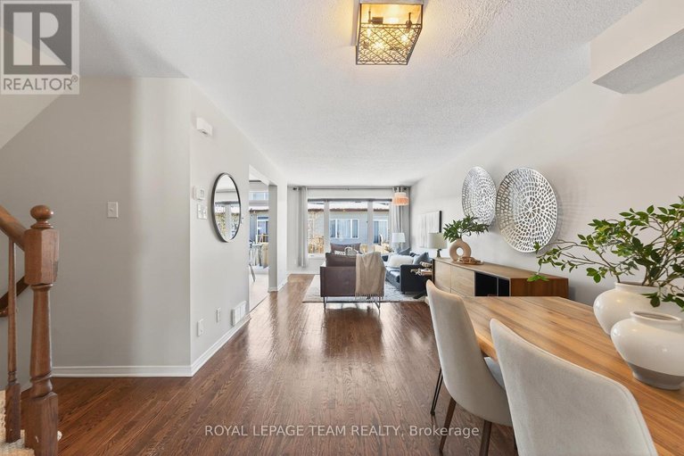 29446610/242-opus-street/emerald-meadowstrailwest/ottawa/ontario/K2S0J1_16