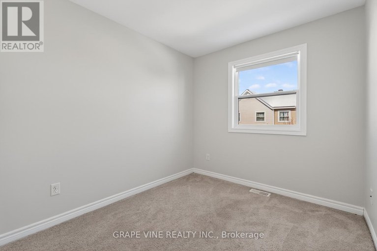 29425305/750-sanibel-private/westcliffe-estates/ottawa/ontario/K2H0A8_22