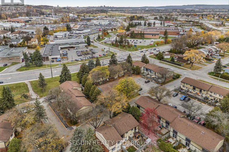 29101231/6138-brookside-lane/convent-glen-south/ottawa/ontario/K1C2K7_36