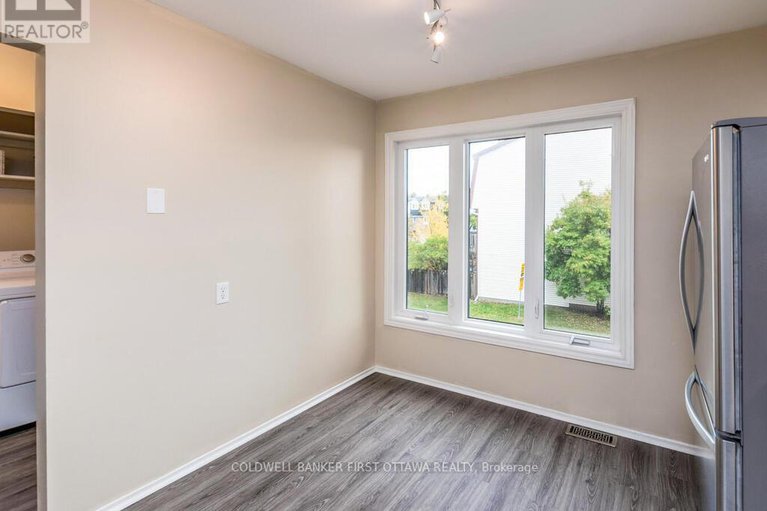 28970116/86-lightfoot-place/katimavik/ottawa/ontario/K2L3L9_16