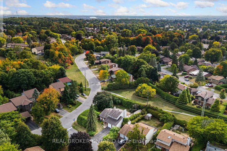 28961461/62-herschel-crescent/katimavik/ottawa/ontario/K2L1Z6_50
