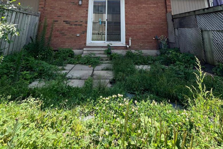 28596485/b-469-moodie-drive/arbeatha-park/ottawa/ontario/K2H8T7_2