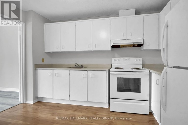 29672101/203-1505-baseline-road/copeland-park/ottawa/ontario/K2C3L4_18