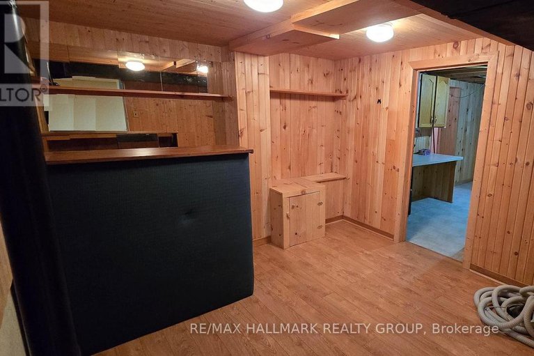 28400251/976-laporte-street/town-of-rockland/clarence-rockland/ontario/K4K1A5_21