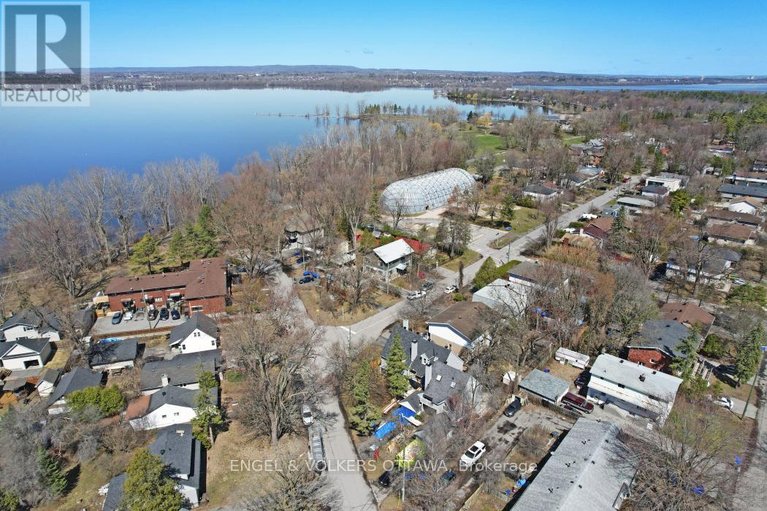 29634427/72-scrivens-street/britannia/ottawa/ontario/K2B6H1_2