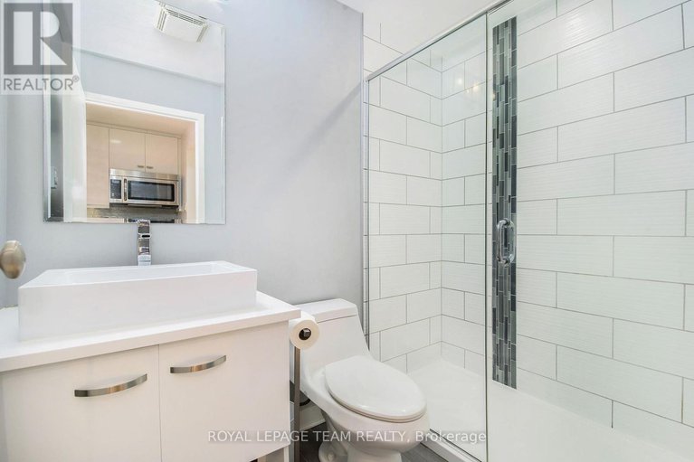28920425/19-202-st-patrick-street/lower-townbyward-market/ottawa/ontario/K1N5K3_12