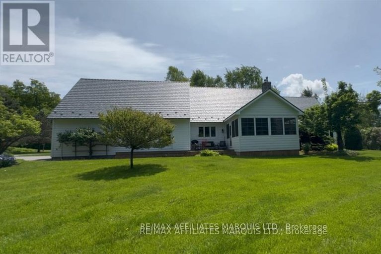 29664114/18537-stonehouse-point-road/south-glengarry-charlottenburgh-twp/south-glengarry/ontario/K6H5R5_32