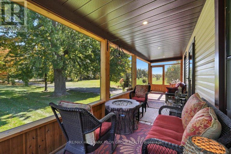 29241299/3172-8th-line-road/metcalfe/ottawa/ontario/K0A2P0_18