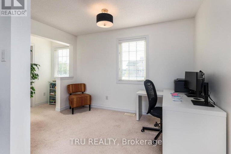 29052301/2757-grand-canal-street/half-moon-bay/ottawa/ontario/K2J0S7_27