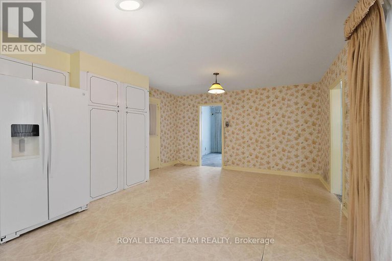 28850677/123-ivy-crescent/new-edinburgh/ottawa/ontario/K1M1Y1_20
