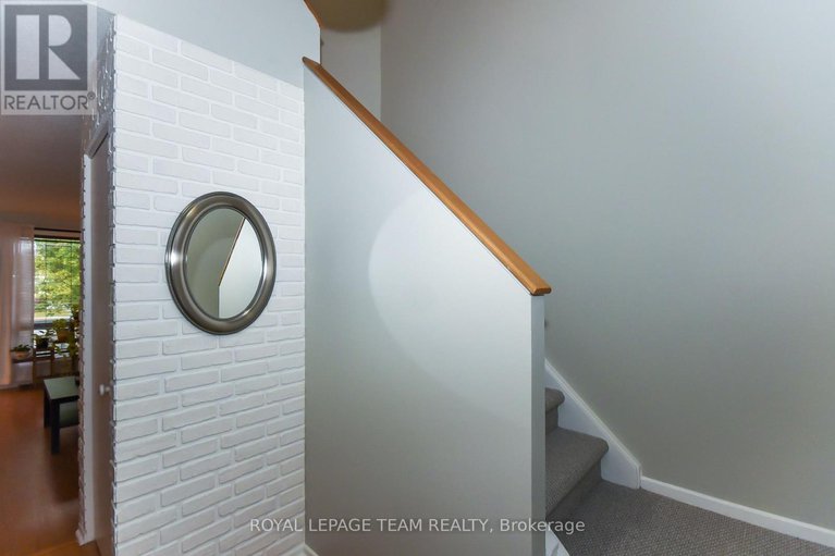 29064089/34-6993-bilberry-drive/convent-glen-north/ottawa/ontario/K1C2C2_16