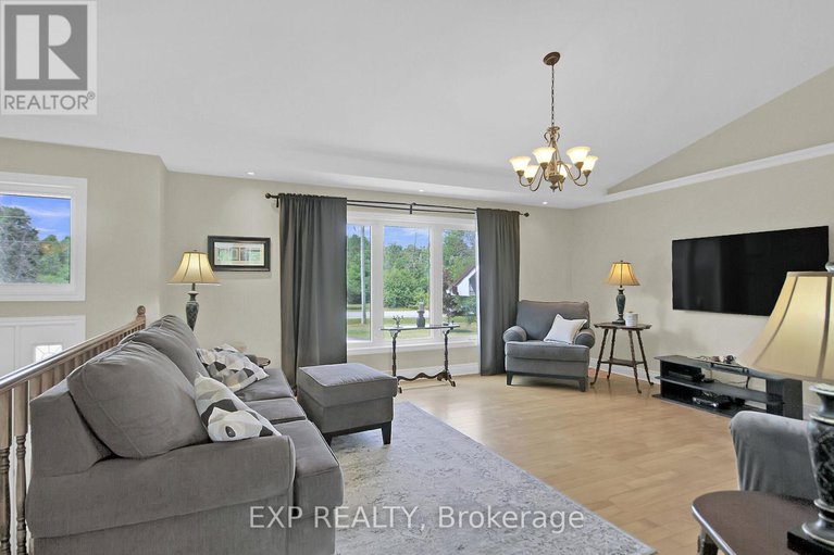 28755349/372-stonehome-crescent/mississippi-mills-ramsay-twp/mississippi-mills/ontario/K0A1A0_8