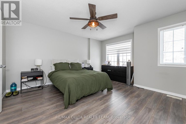 29328133/152-ludlowe-street/fallingbrookgardenway-south/ottawa/ontario/K4A5C7_14