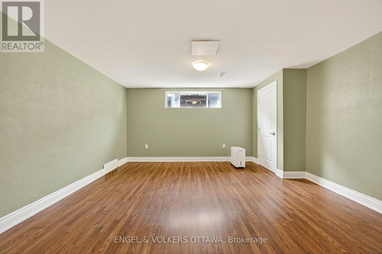 28897770/1291-notting-hill-avenue/ellwood/ottawa/ontario/K1V6T5_25