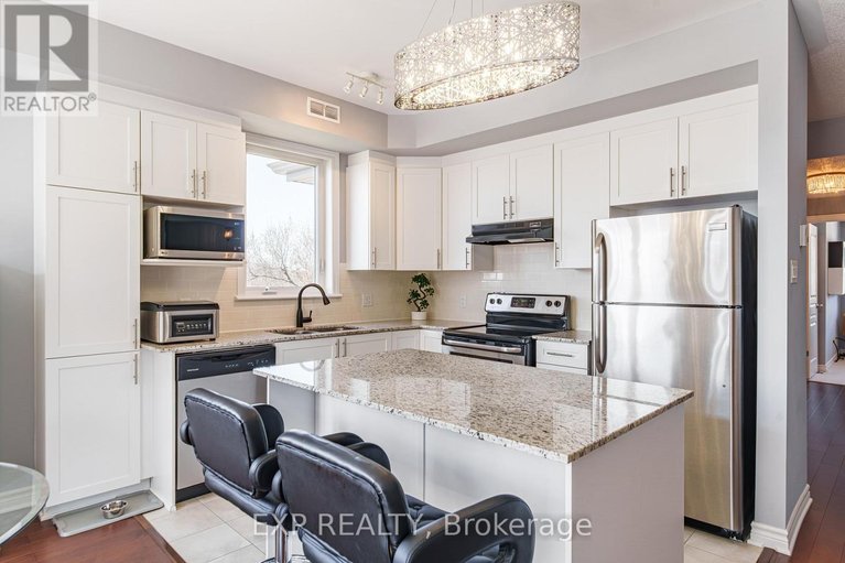 29655942/e-67-tipperary-private/longfields/ottawa/ontario/K2J2T3_14