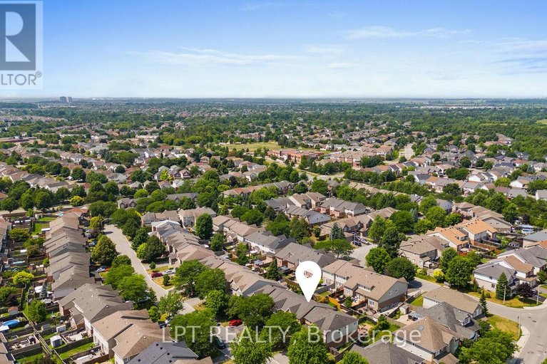 29592381/485-grey-seal-circle/riverside-southgloucester-glen/ottawa/ontario/K1V2H7_48