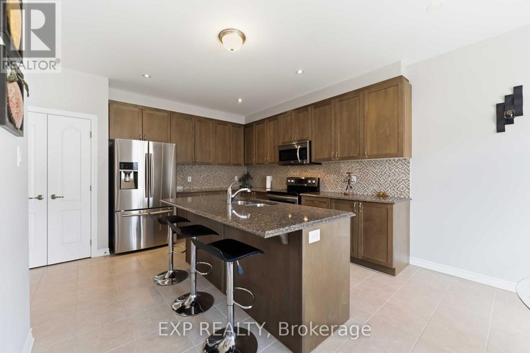 29593962/220-willowdusk-street/emerald-meadowstrailwest/ottawa/ontario/K2M0L3_17