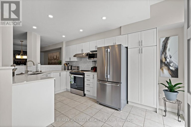 29645627/339-brigitta-street/emerald-meadowstrailwest/ottawa/ontario/K2S0H9_11