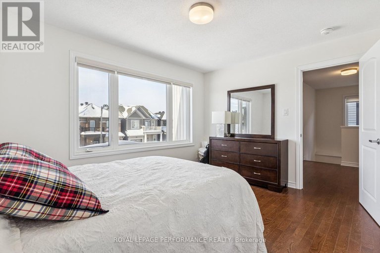 29354772/845-snap-hook-crescent/half-moon-bay/ottawa/ontario/K2J6V7_26