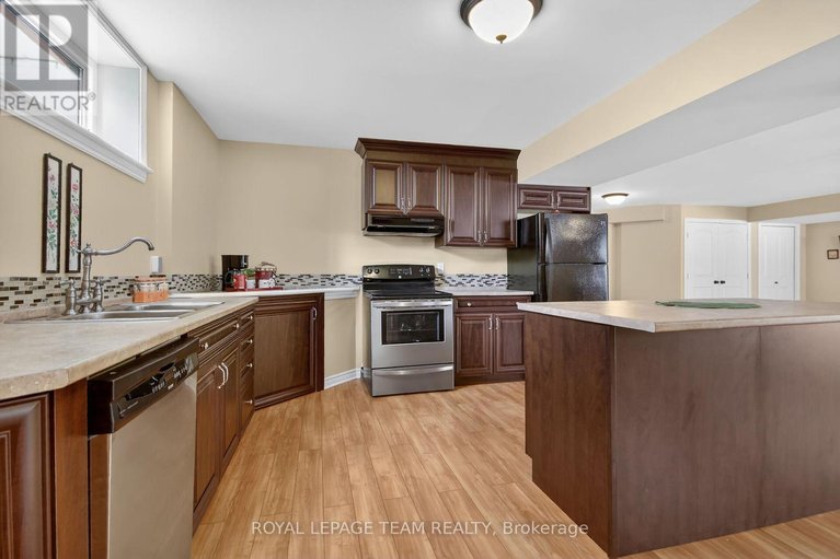 29445579/104-sentinel-pine-way/huntley-ward-south-east/ottawa/ontario/K0A1L0_72