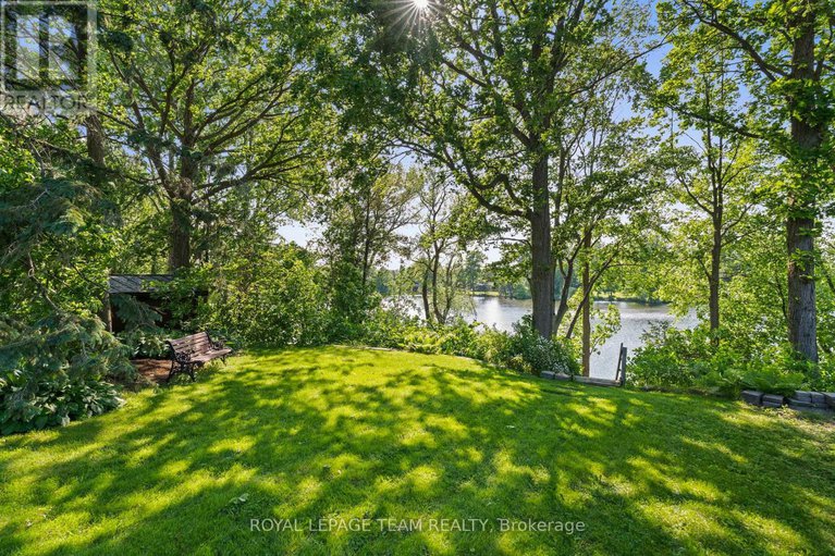 28476575/56-ryeburn-drive/riverside-southgloucester-glen/ottawa/ontario/K1V1H5_37