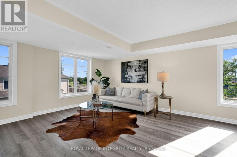 28528713/d-780-chapman-mills-drive/strandherd/ottawa/ontario/K2J0V4_22