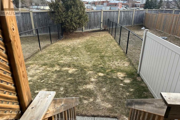 29564230/139-oakfield-crescent/longfields/ottawa/ontario/K2J5H8_30