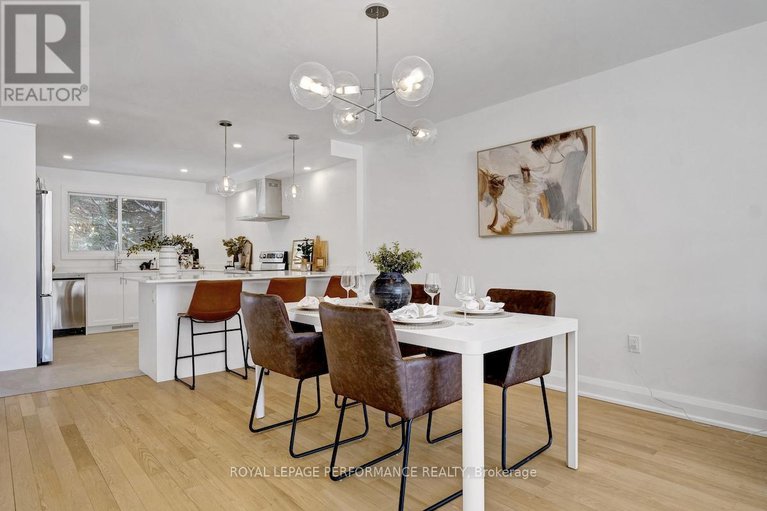 29393829/85-craig-henry-drive/craig-henrywoodvale/ottawa/ontario/K2G3S8_7