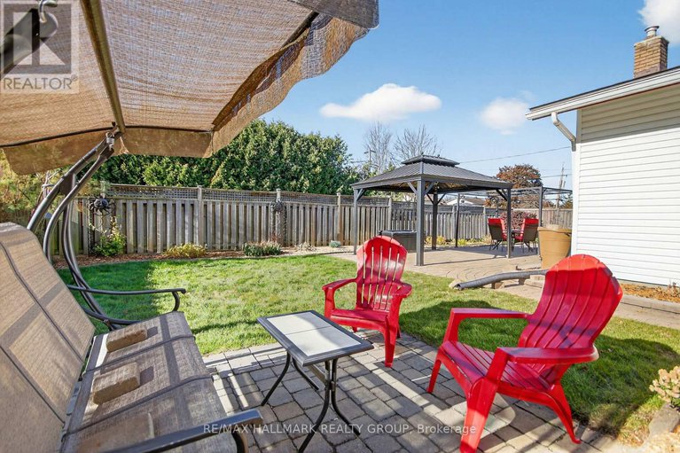 29053802/838-balsam-drive/chatelaine-village/ottawa/ontario/K1E1B7_36