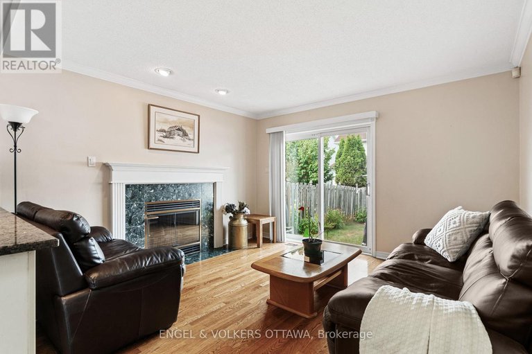 28814846/27-mayford-avenue/barrhaven-east/ottawa/ontario/K2G6A5_17
