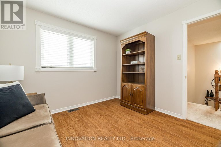 28688328/2751-massicotte-lane/emerald-woodssawmill-creek/ottawa/ontario/K1T3G9_19