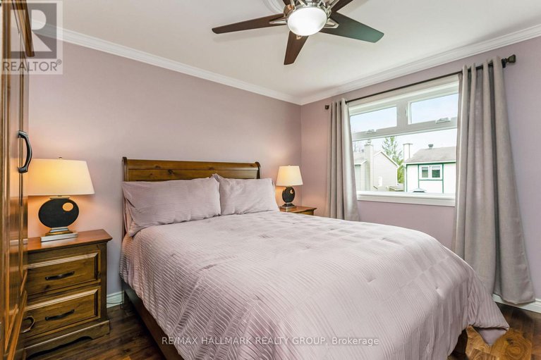 29403052/328-mceachern-crescent/bilberry-creekqueenswood-heights/ottawa/ontario/K1E3K3_18