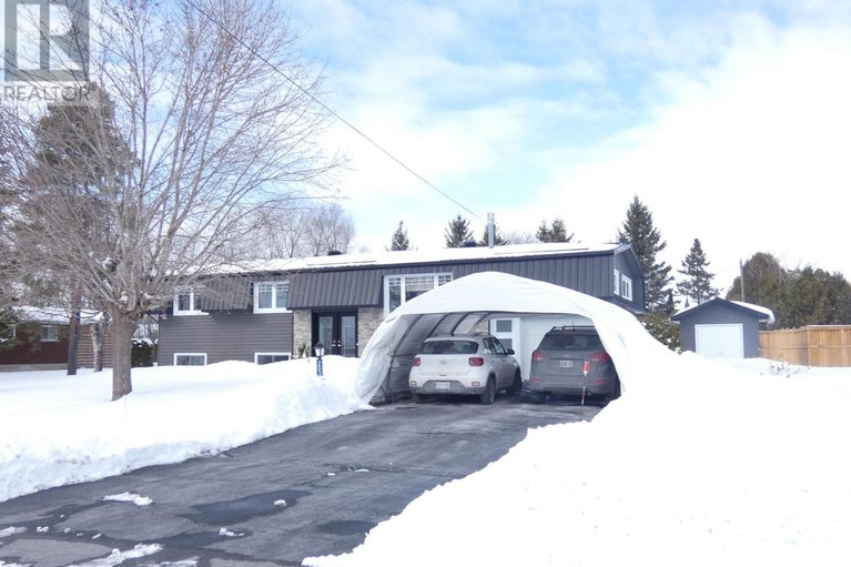 29417748/20391-park-crescent/south-glengarry-charlottenburgh-twp/south-glengarry/ontario/K0C1L0_2