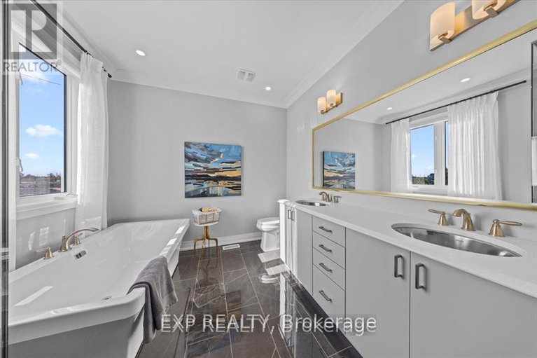 29066933/2490-half-moon-bay-road/half-moon-bay/ottawa/ontario/K2J4H7_38