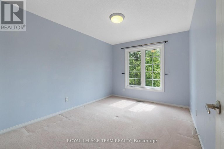 29089412/6201-arbourwood-drive/chapel-hill/ottawa/ontario/K1C7L6_30