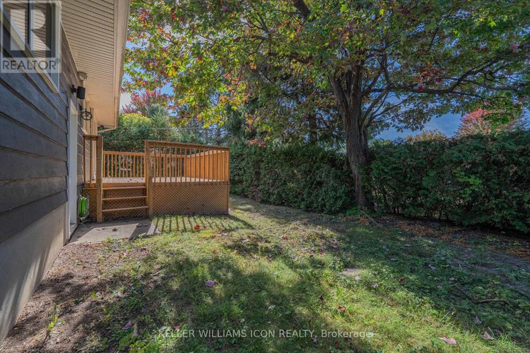28966651/1666-fisher-avenue/borden-farmstewart-farmcarleton-heightsparkwood-hills/ottawa/ontario/K2C1X7_33