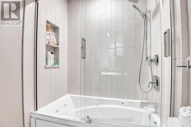 28233635/55-aylen-avenue/woodroffe/ottawa/ontario/K2A3P8_24