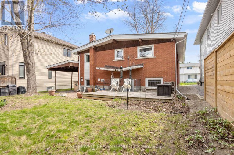 28279892/844-norton-avenue/queensway-terrace-north/ottawa/ontario/K2B5P6_5