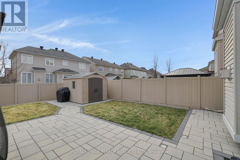 28379305/2782-grand-vista-circle/half-moon-bay/ottawa/ontario/K2J0W5_48