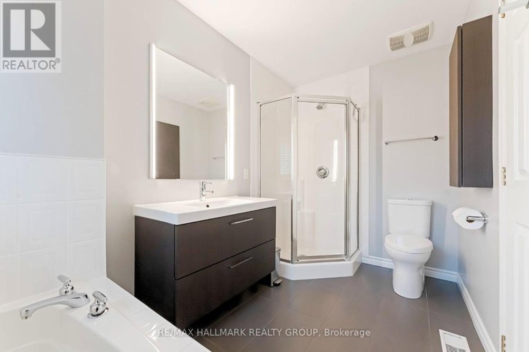 29081850/29-maxton-private/beacon-hill-south/ottawa/ontario/K1J1J1_16