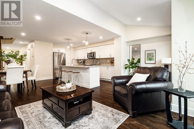 29499389/211-purchase-crescent/stittsville-south/ottawa/ontario/K2S2L8_21