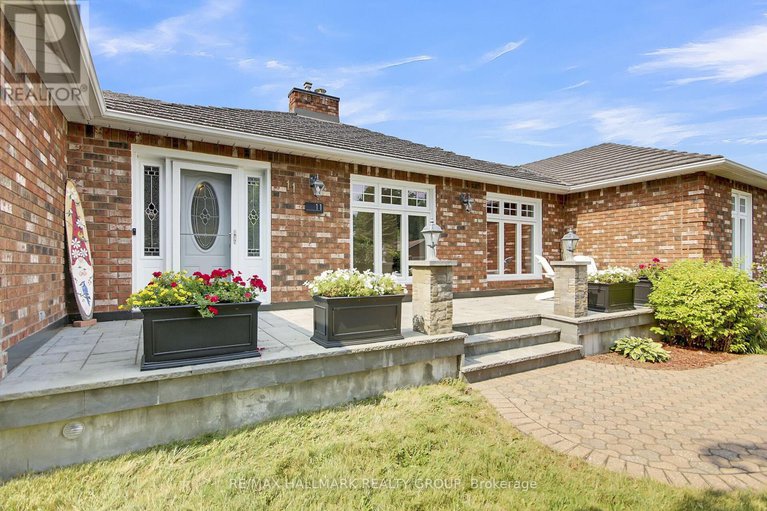 28746797/11-lamadeleine-boulevard/embrun/russell/ontario/K0A1W0_4