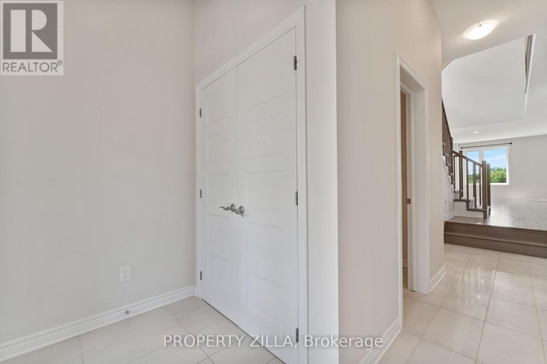 29466486/517-enclave-lane/town-of-rockland/clarence-rockland/ontario/K4K1T2_13