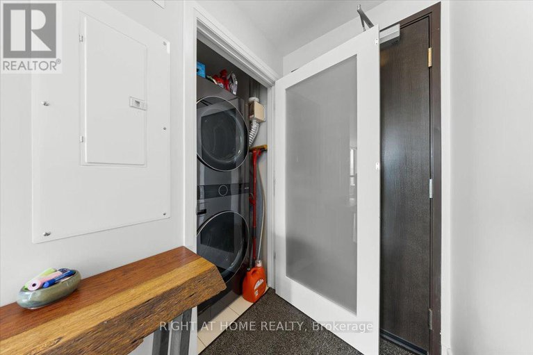 29416126/705-1035-bank-street/glebe/ottawa/ontario/K1S5K3_21