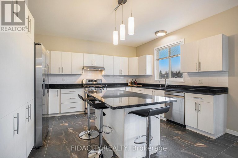 28251361/151-antler-court/mississippi-mills-ramsay-twp/mississippi-mills/ontario/K0A1A0_10