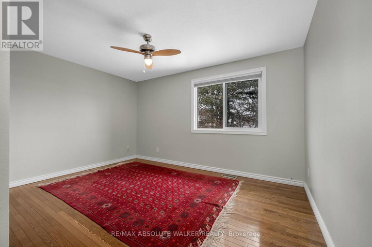 29318245/1849-montereau-avenue/chapel-hill/ottawa/ontario/K1C5X5_27