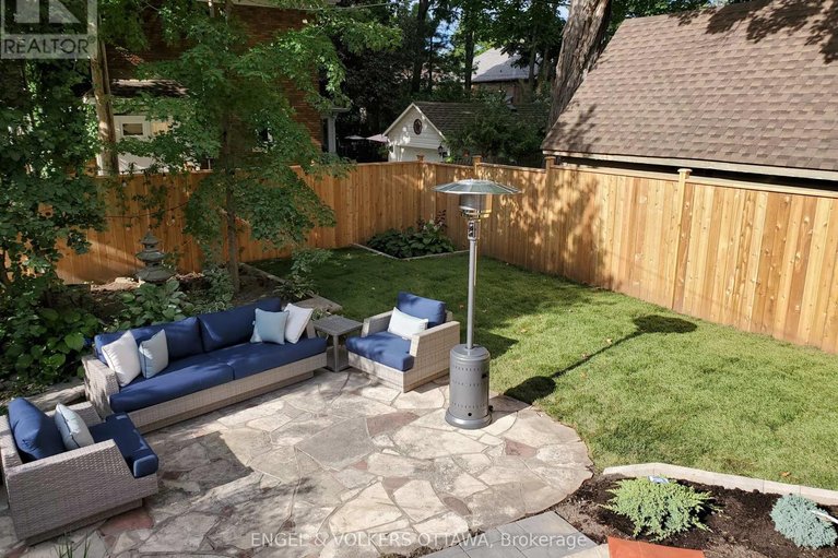 29608039/137-kenilworth-street/civic-hospital/ottawa/ontario/K1Y3Z6_29